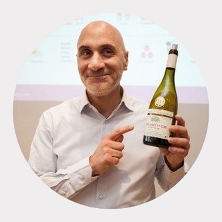 Olivier Thiénot fondateur de l'école des vins et spiritueux